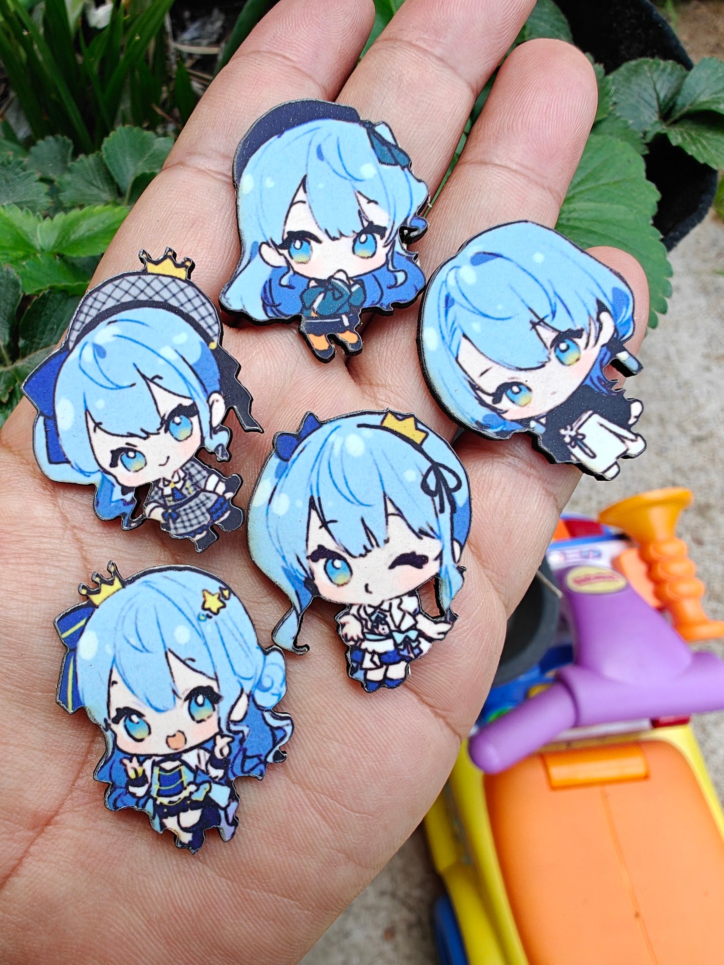 Wooden Suisei Gacha Pins