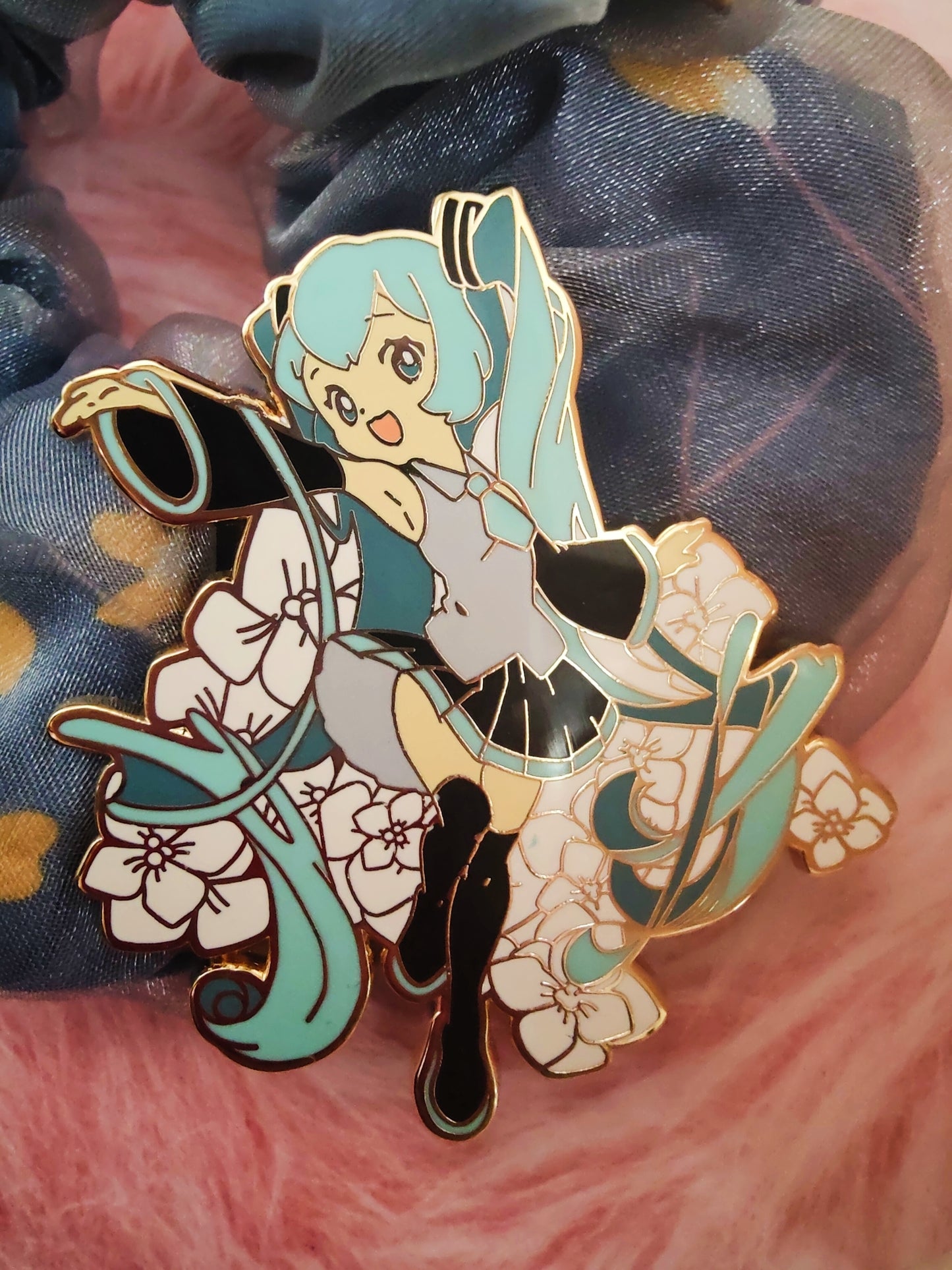 Miku Flora Enamel Pin
